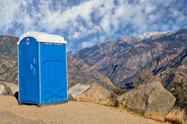 Best Portable restroom trailer rental  in Hattiesburg, MS